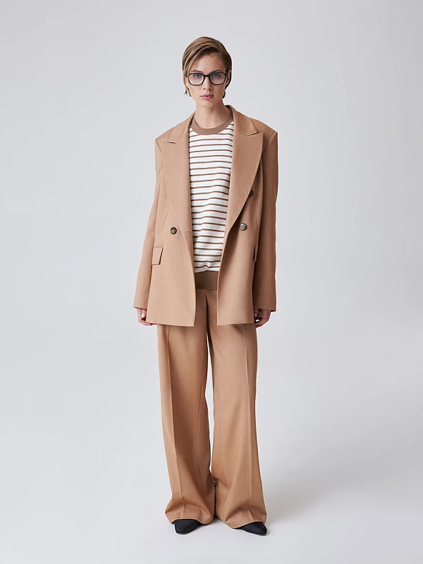 Двубортный oversize жакет Двубортный oversize жакет
