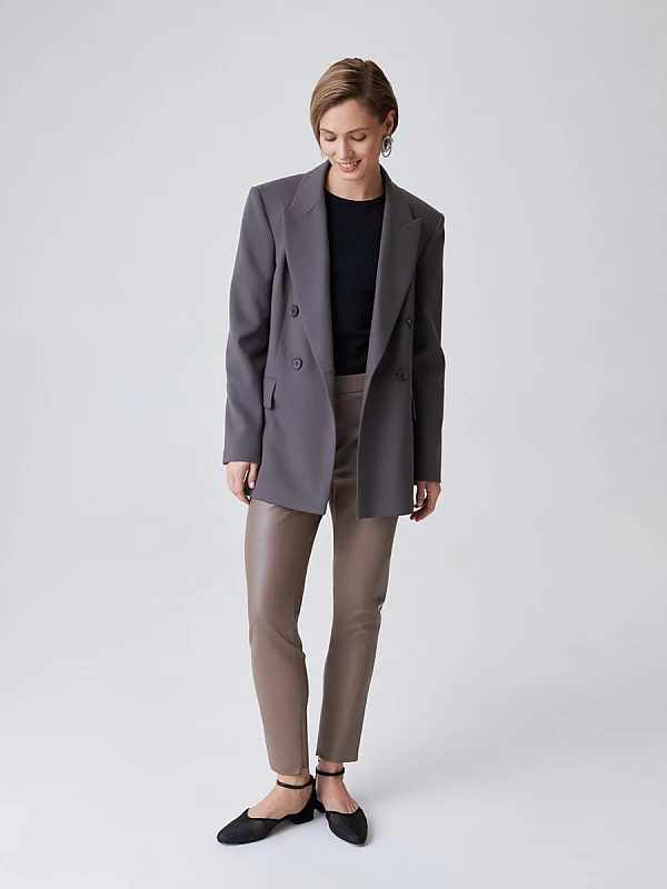Двубортный oversize жакет Двубортный oversize жакет