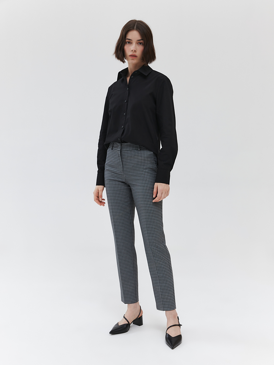 Прямые брюки с заниженной посадкой