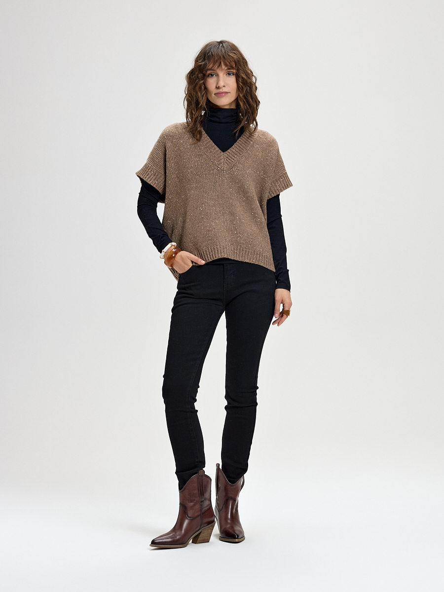 Жилет трикотажный