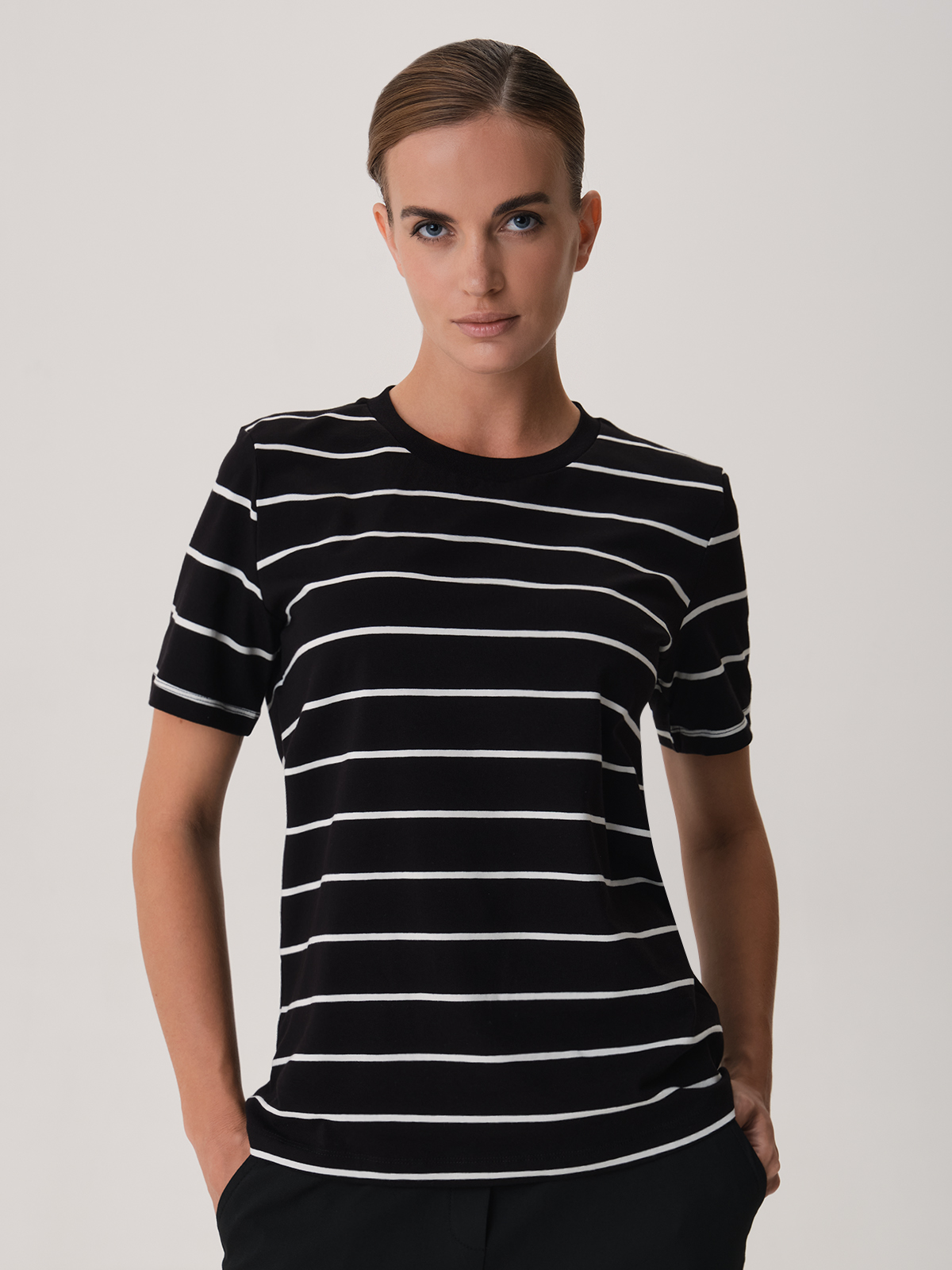 Свободная футболка в полоску