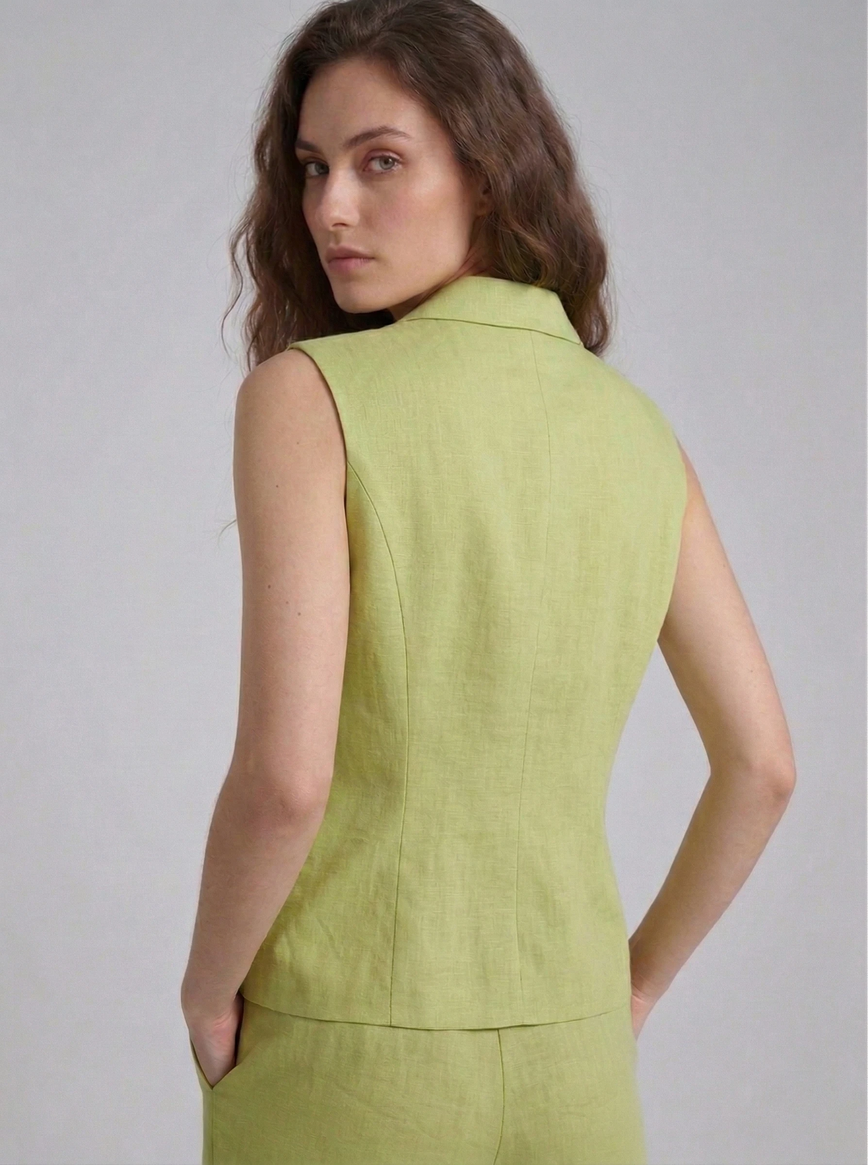 41.172.0148.018.7 Жилет - 4 рис.