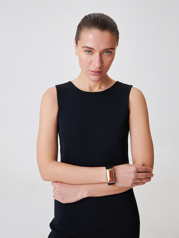 Трикотажное платье миди