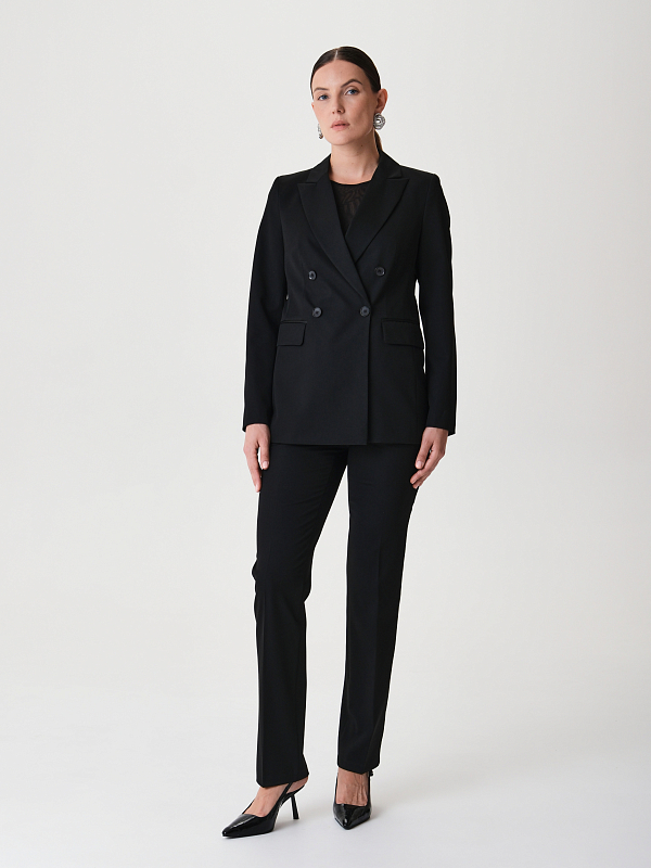 Двубортный удлиненный жакет прямого кроя