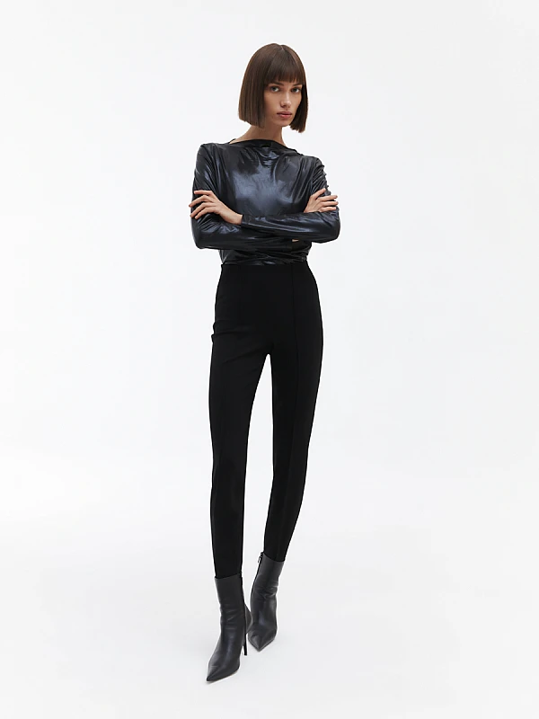 Свободный лонгслив