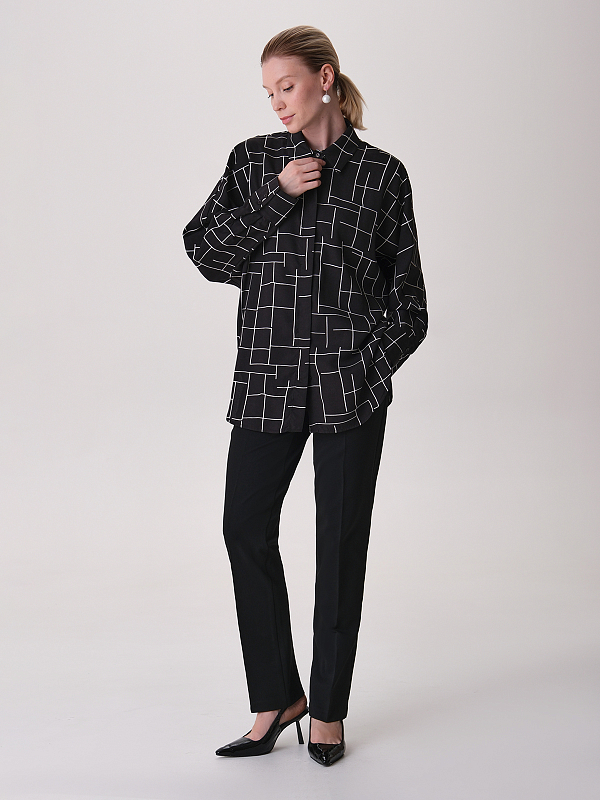 Oversize блуза с принтом