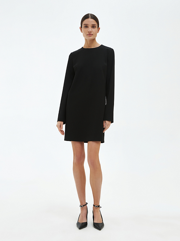 Платье мини с длинными рукавами