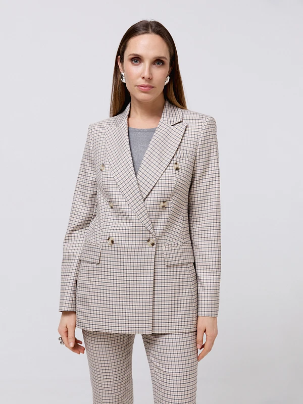 Жакет двубортный