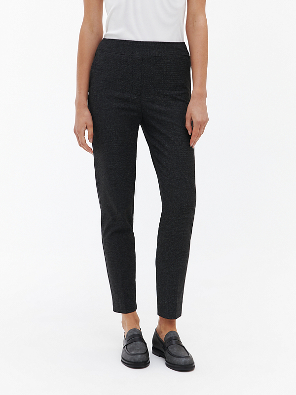 Укороченные зауженные брюки