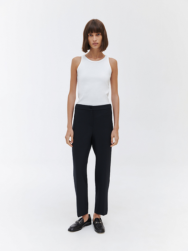 Укороченные брюки со стрелками