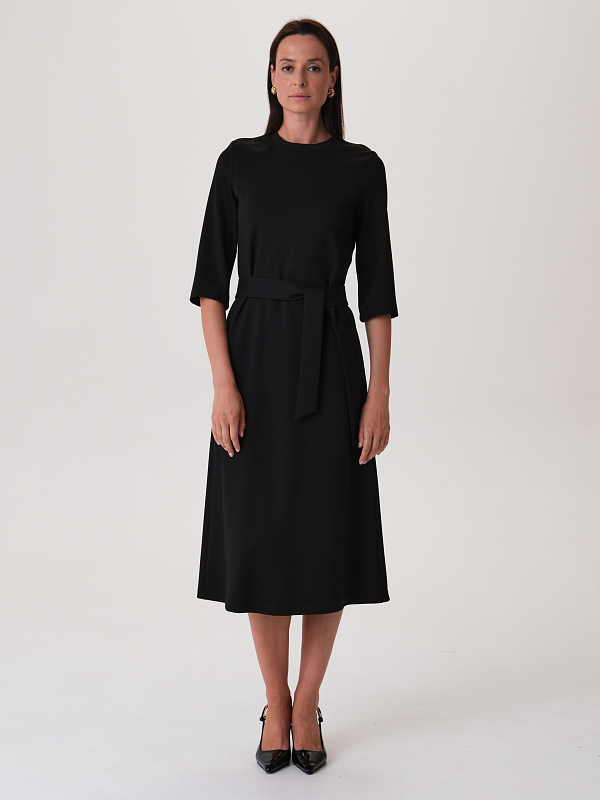 Трикотажное платье миди