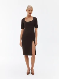 60.851.9117.075.1 Платье