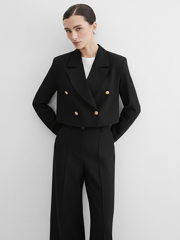 Жакет двубортный укороченный