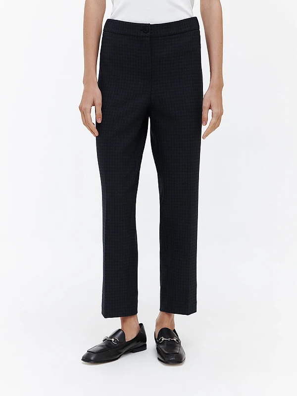 Укороченные брюки со стрелками