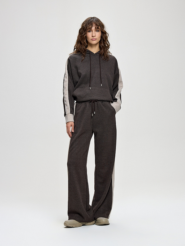 Трикотажные брюки