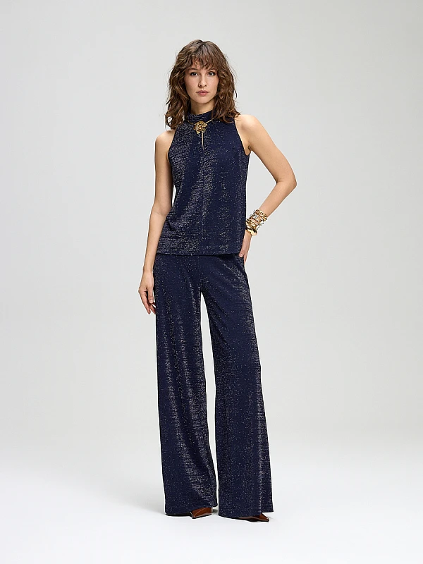 Блуза трикотажная( не вязаная)