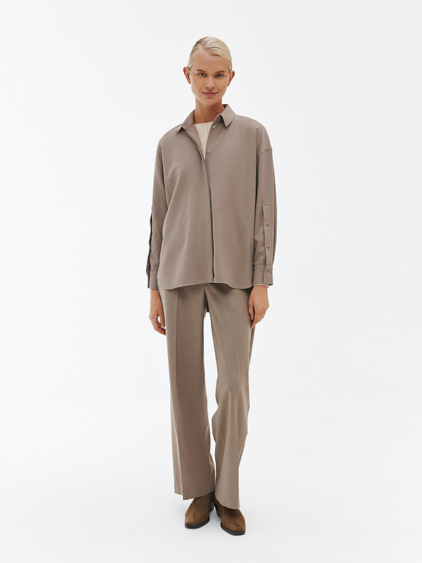 Свободная прямая рубашка