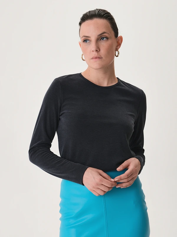 Однотонный лонгслив