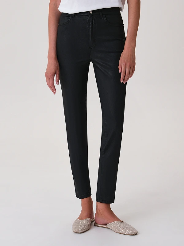 Укороченные зауженные джинсы